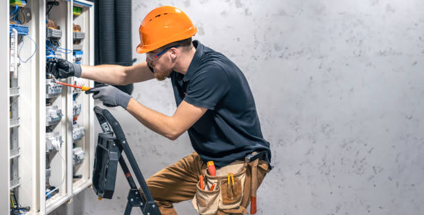 Best Licensed Electrician  in Baldwin City, KS